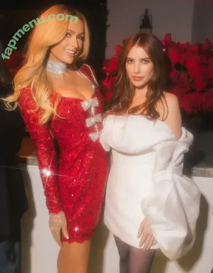 Paris Hilton / parishilton nude photo #2648