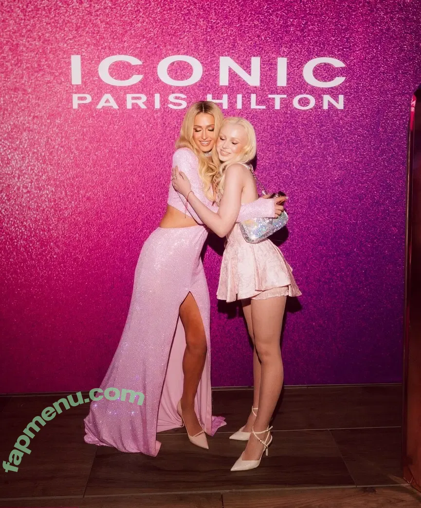 Paris Hilton nude photo #2213 (parishilton)