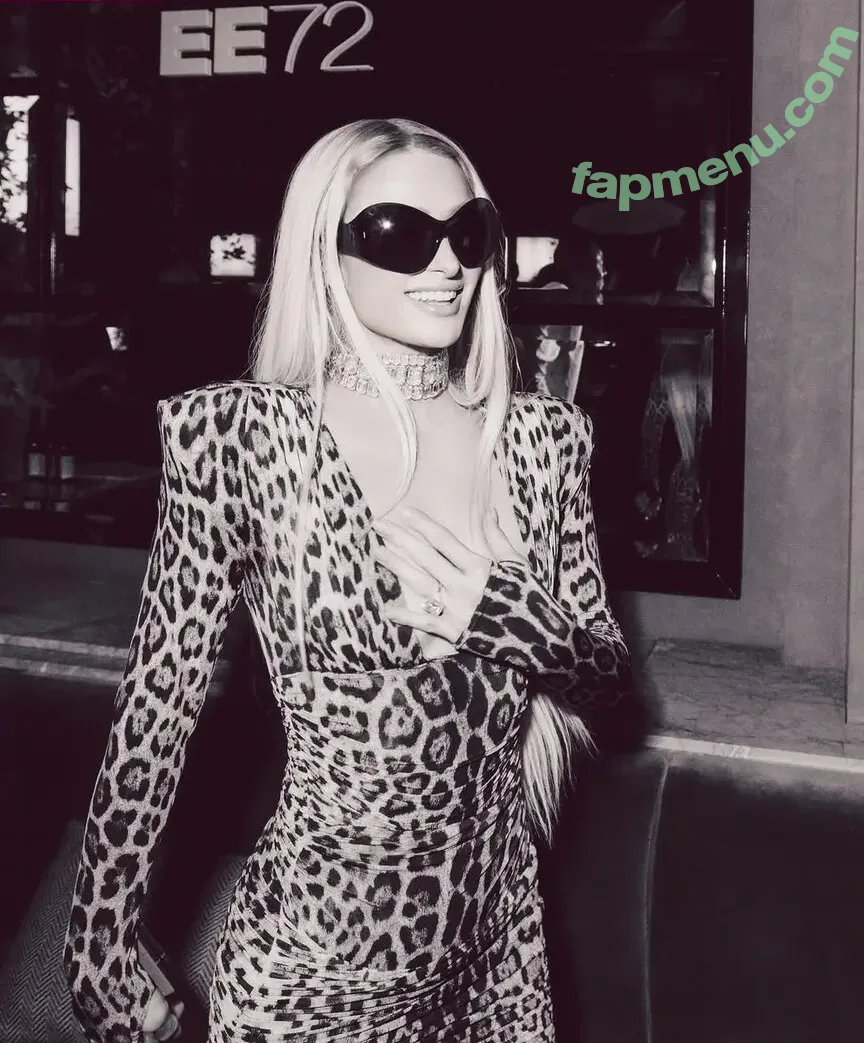Paris Hilton nude photo #2424 (parishilton)