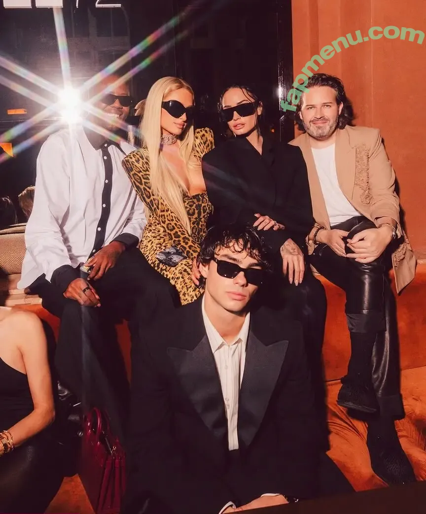 Paris Hilton nude photo #2427 (parishilton)