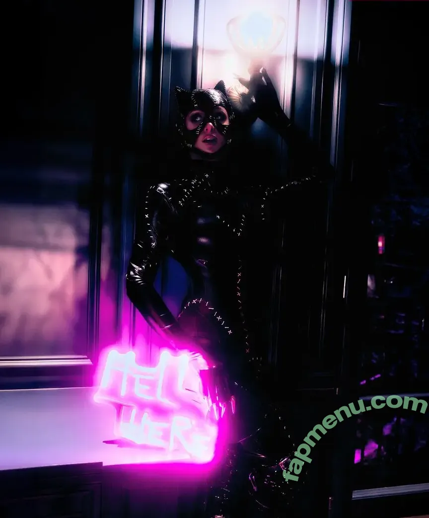 Paris Hilton nude photo #2457 (parishilton)