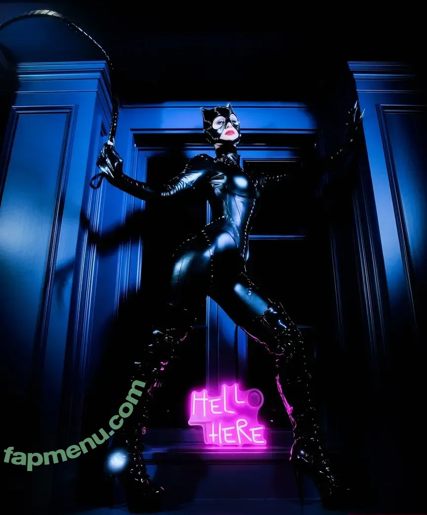 Paris Hilton nude photo #2458 (parishilton)