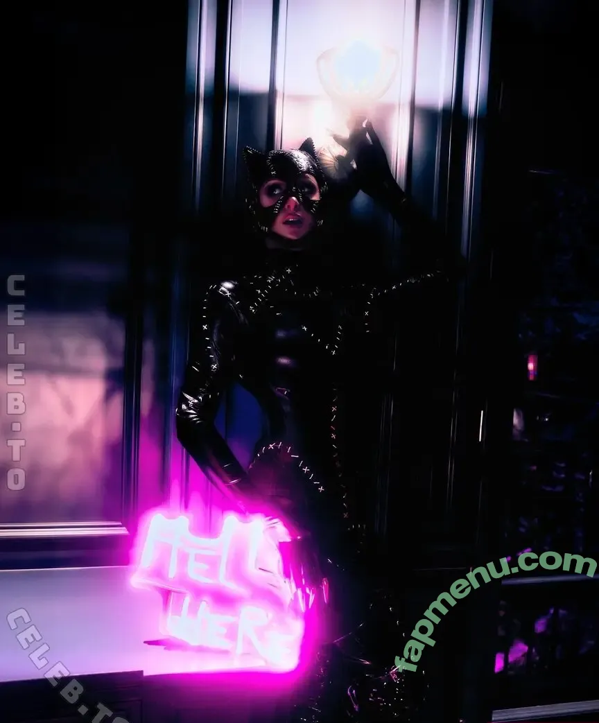 Paris Hilton nude photo #2590 (parishilton)