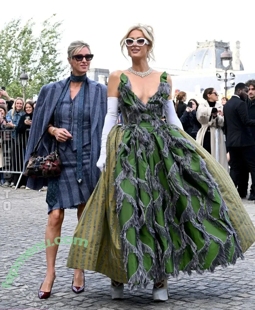 Paris Hilton nude photo #2591 (parishilton)