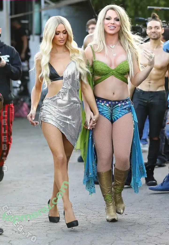 Paris Hilton nude photo #2616 (parishilton)