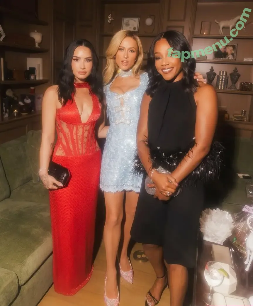 Paris Hilton nude photo #2645 (parishilton)