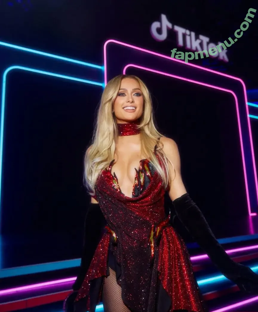 Paris Hilton nude photo #2650 (parishilton)