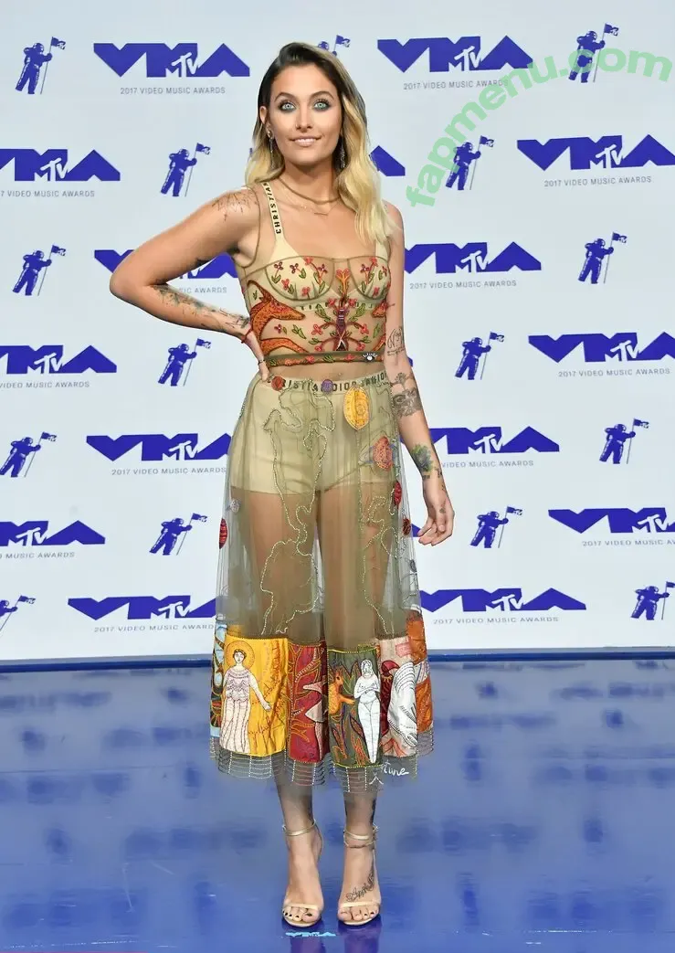 ParisJackson nude photo #0011 (ParisJackson)
