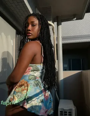 parislalouvre / museelouvre nude photo #0008