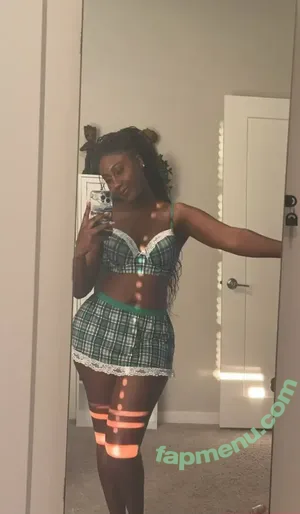 parislalouvre / museelouvre nude photo #0028