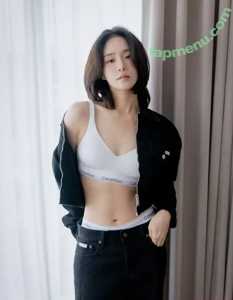 Park Gyu-young nude photo #0013 (lavieenbluu)