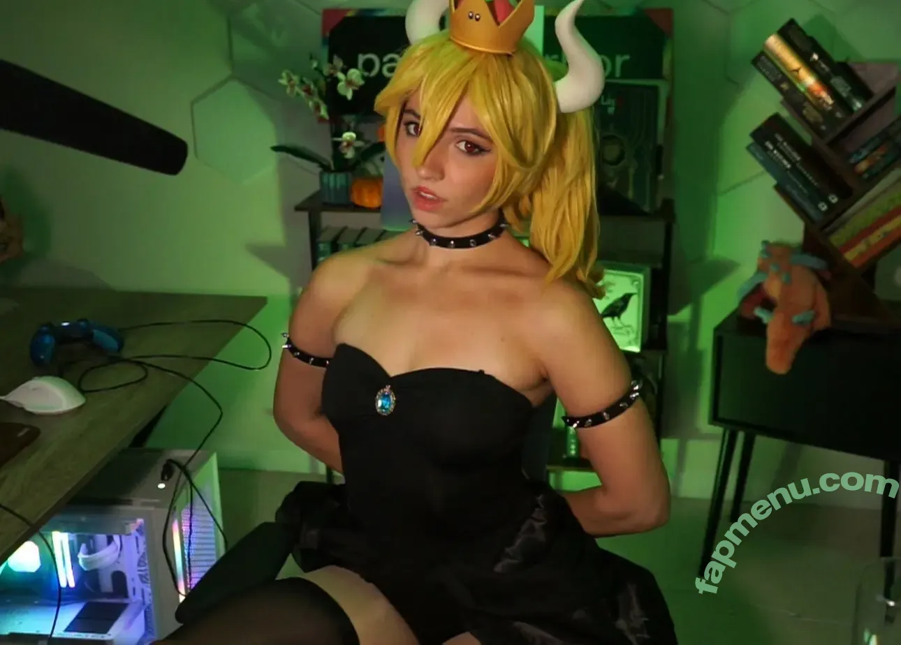 parkenharbor nude photo #0321 (peterparkeriow)