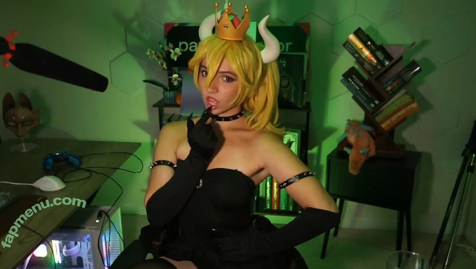 parkenharbor nude photo #0324 (peterparkeriow)