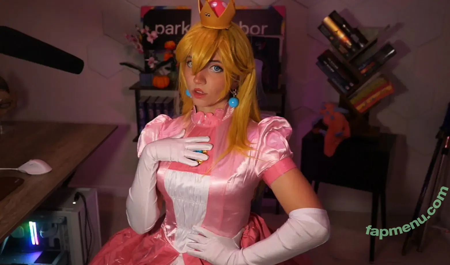 parkenharbor nude photo #0336 (peterparkeriow)