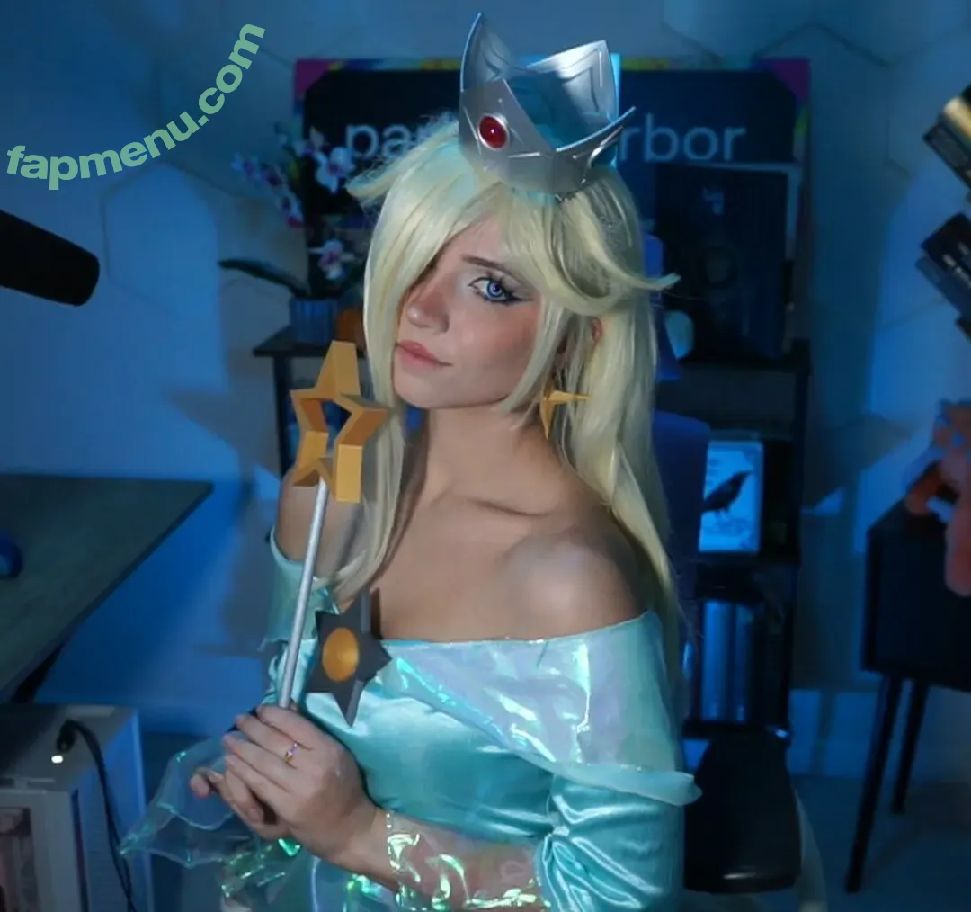 parkenharbor nude photo #0348 (peterparkeriow)