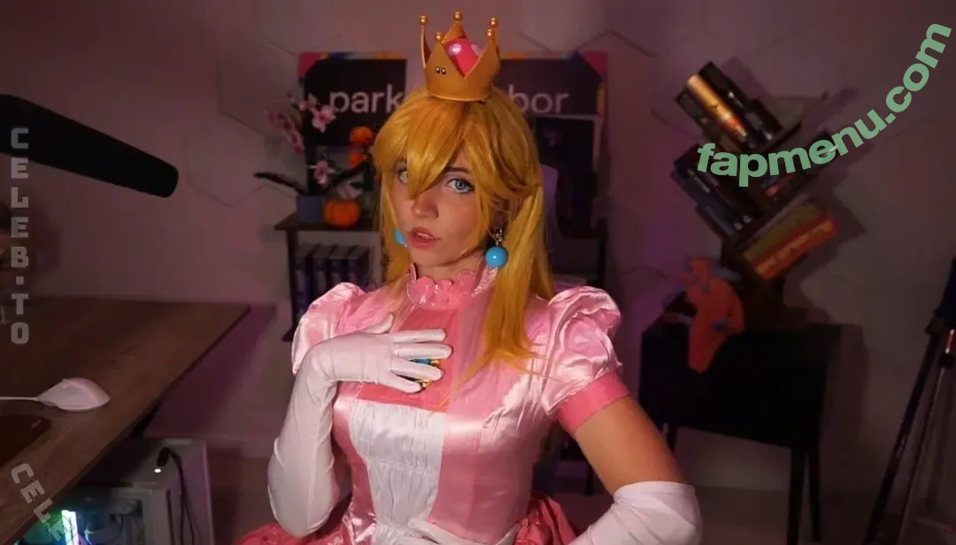 parkenharbor nude photo #0397 (peterparkeriow)