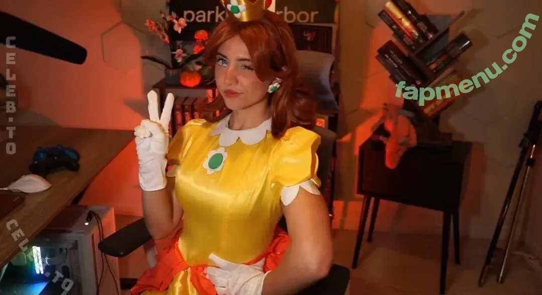 parkenharbor nude photo #0398 (peterparkeriow)