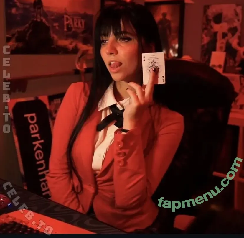 parkenharbor nude photo #0401 (peterparkeriow)