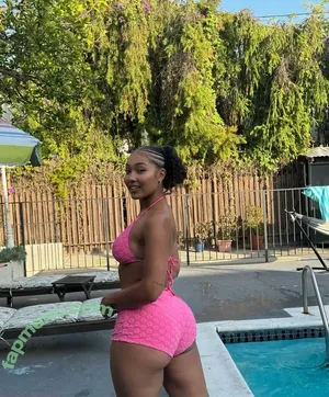 Parker McKenna Posey / parkermckennaaa nude photo #0351