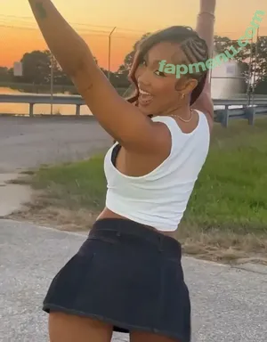 Parker McKenna Posey / parkermckennaaa nude photo #0541