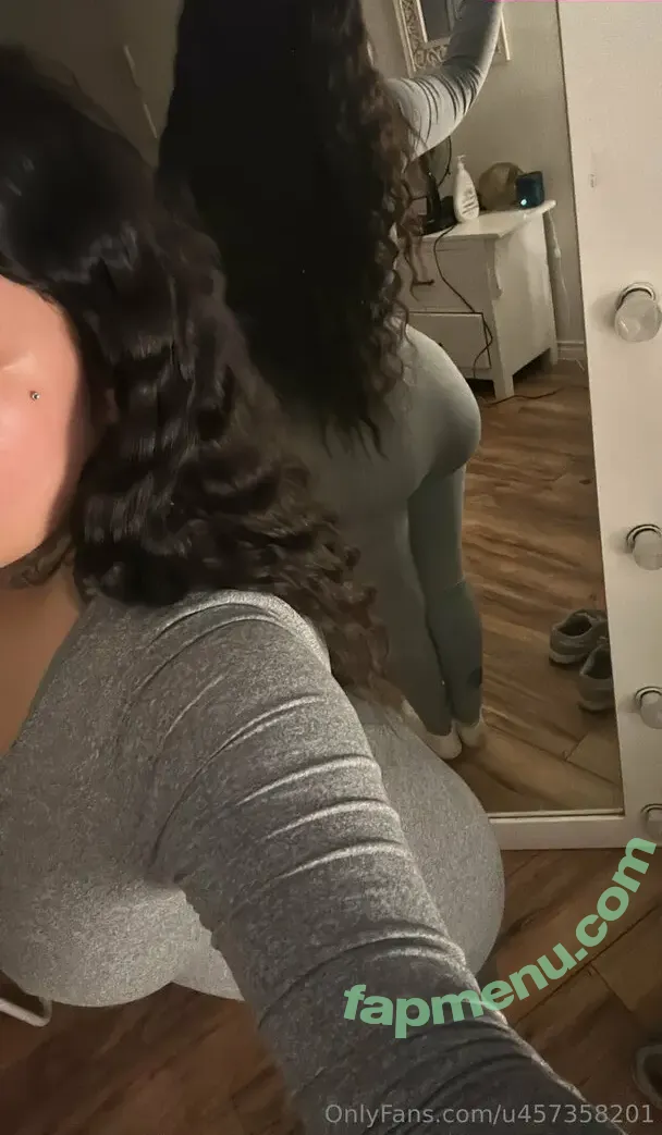 ParlayPrincesa nude photo #0028 (iriisileaa)