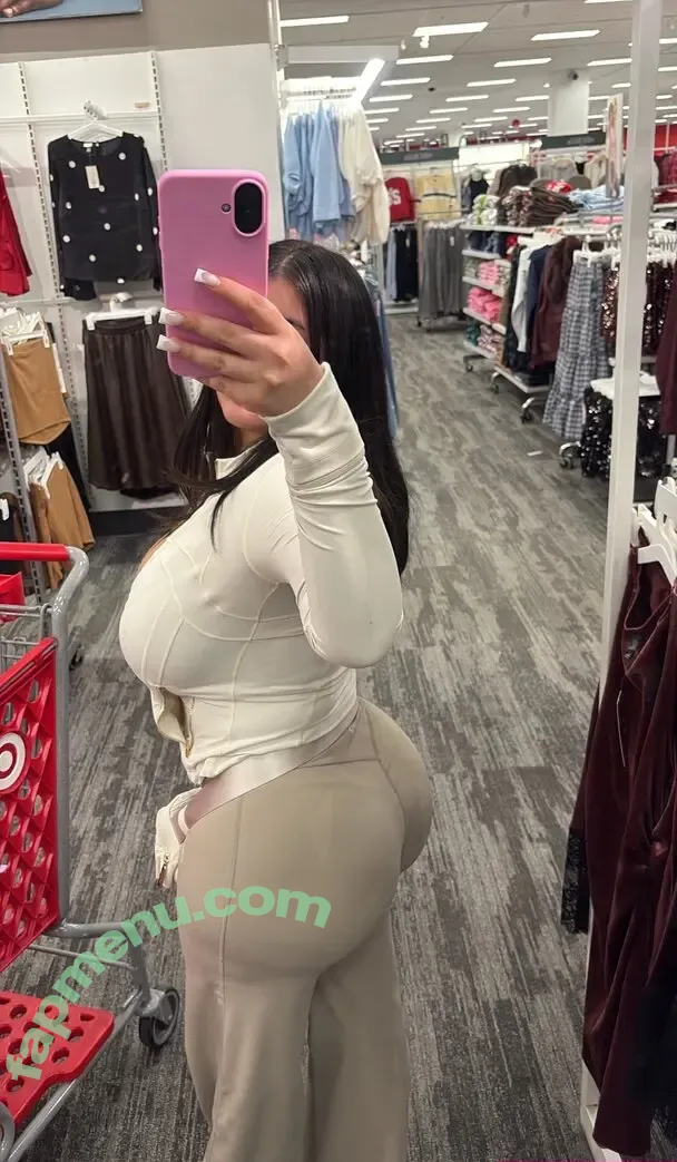 ParlayPrincesa nude photo #0131 (iriisileaa)