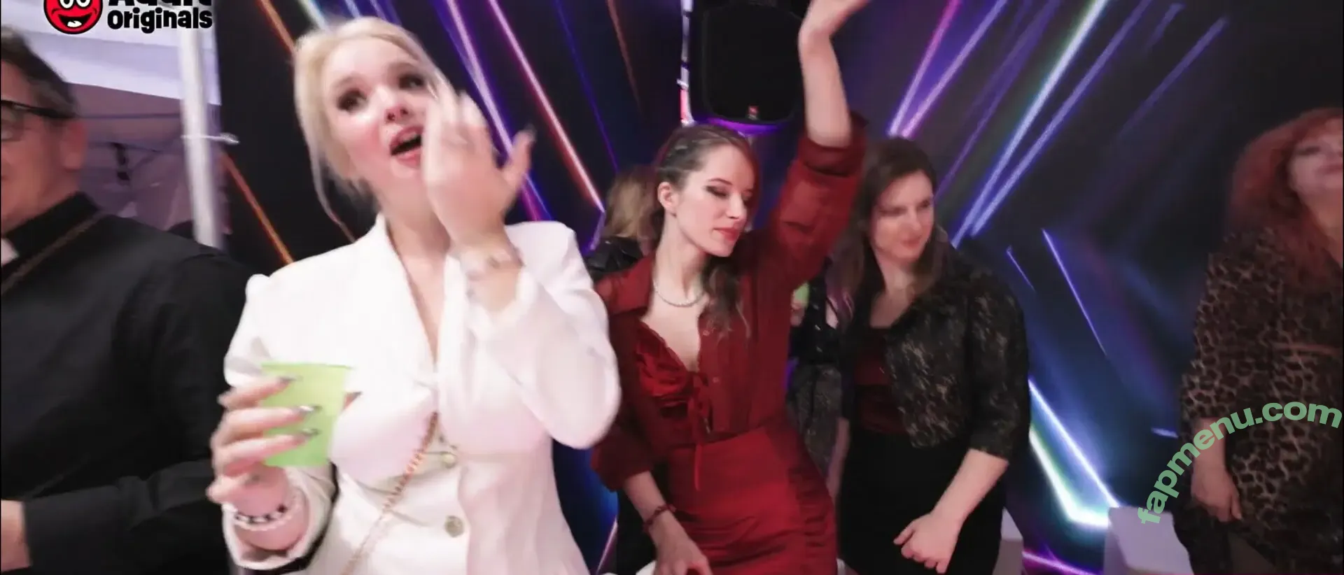 Party Hardcore nude photo #0374 (Tainster f.k.a. Eromaxxx / partyhardoficial)