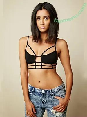 Parveen Kaur / yoparveen nude photo #0028