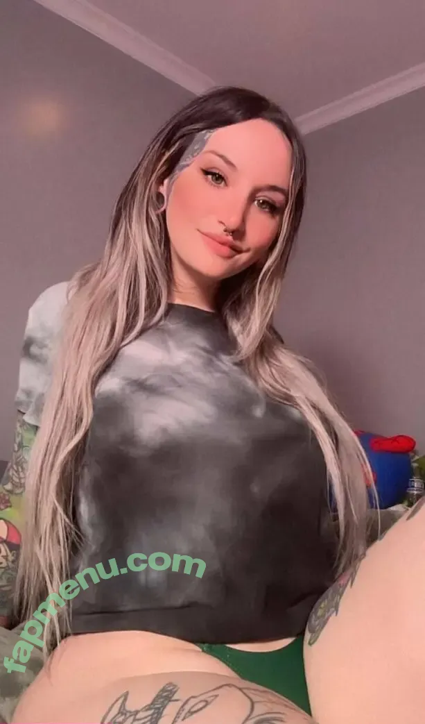 pastelcoffins nude photo #0194 (gothmami_ / lilgothmami -spookybabe)