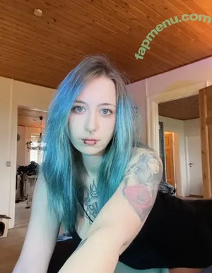 pastelskytrash / pastelsky4u nude photo #0059