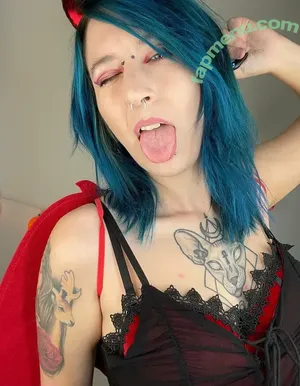 pastelskytrash / pastel.trash nude photo #0126