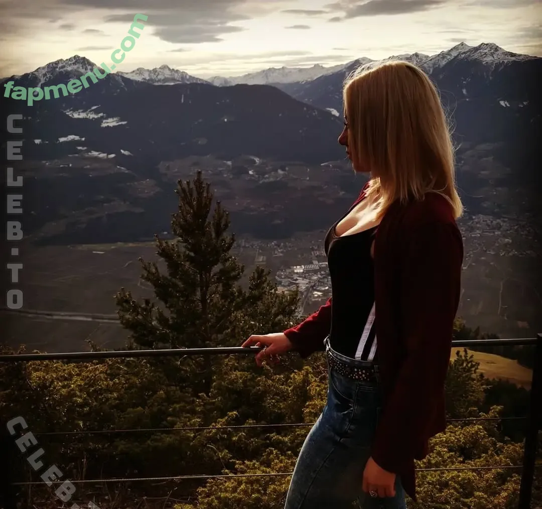 patii1306 nude photo #0037 (livesaver_pati / livesaverpati)