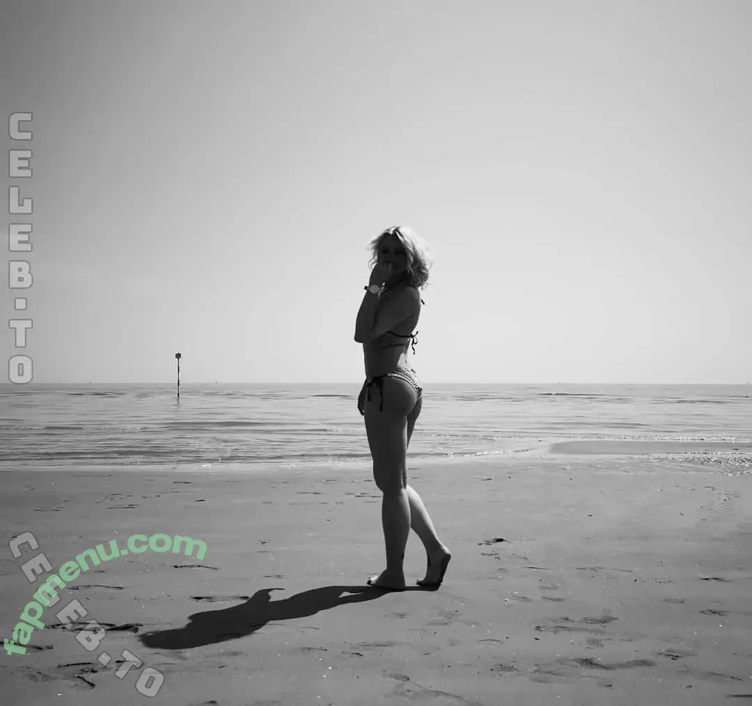 patii1306 nude photo #0039 (livesaver_pati / livesaverpati)