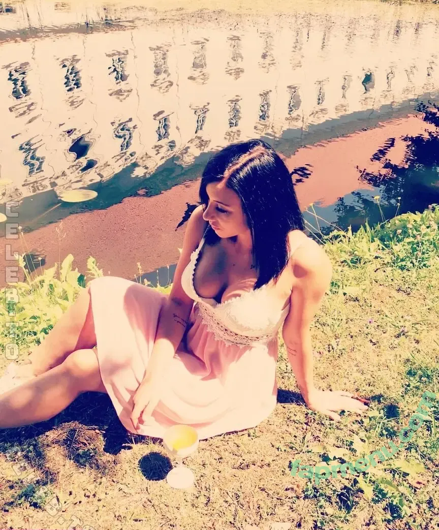 patii1306 nude photo #0043 (livesaver_pati / livesaverpati)