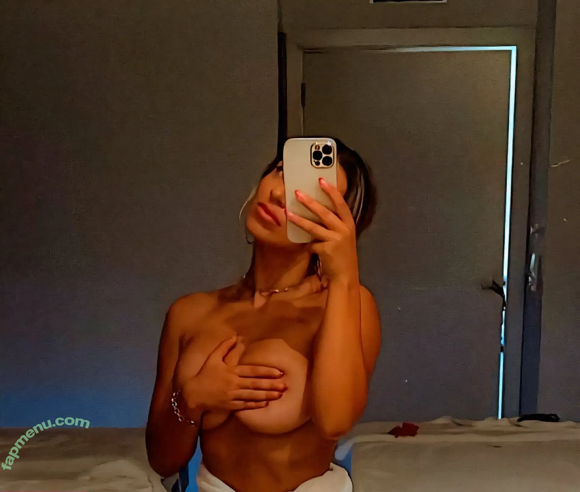 Patrícia Fonseca nude photo #0006 (Patfonseca__ / patfonseca___)