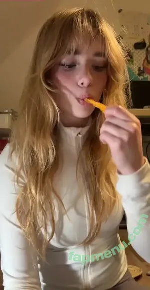 patrickbatman111 / Aurora / allnaturalaurora / andrew ate / patrickbatmanya nude photo #0075