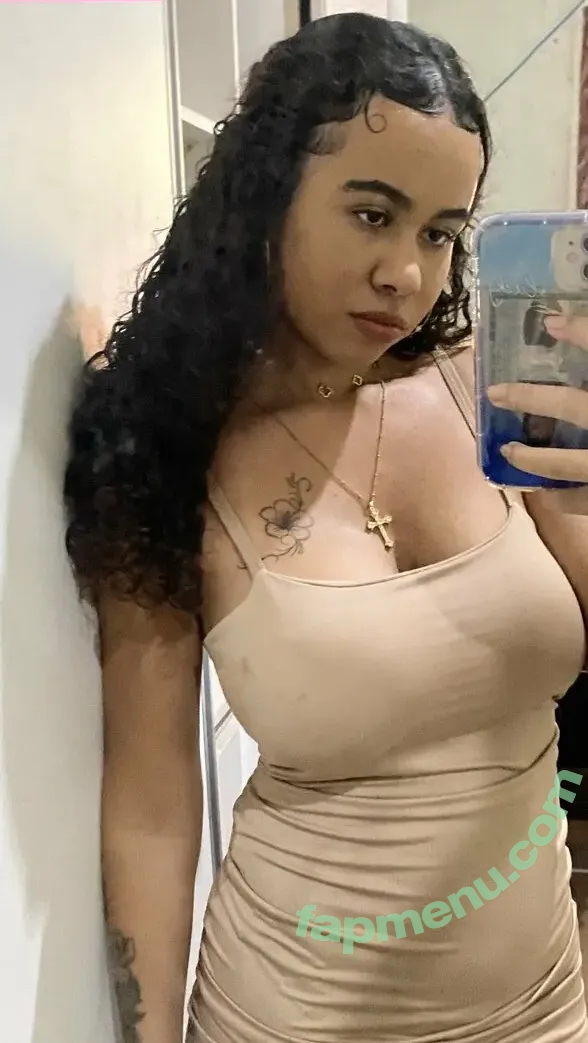 Patriny nude photo #0003 (patricia / patrinycachinhos)