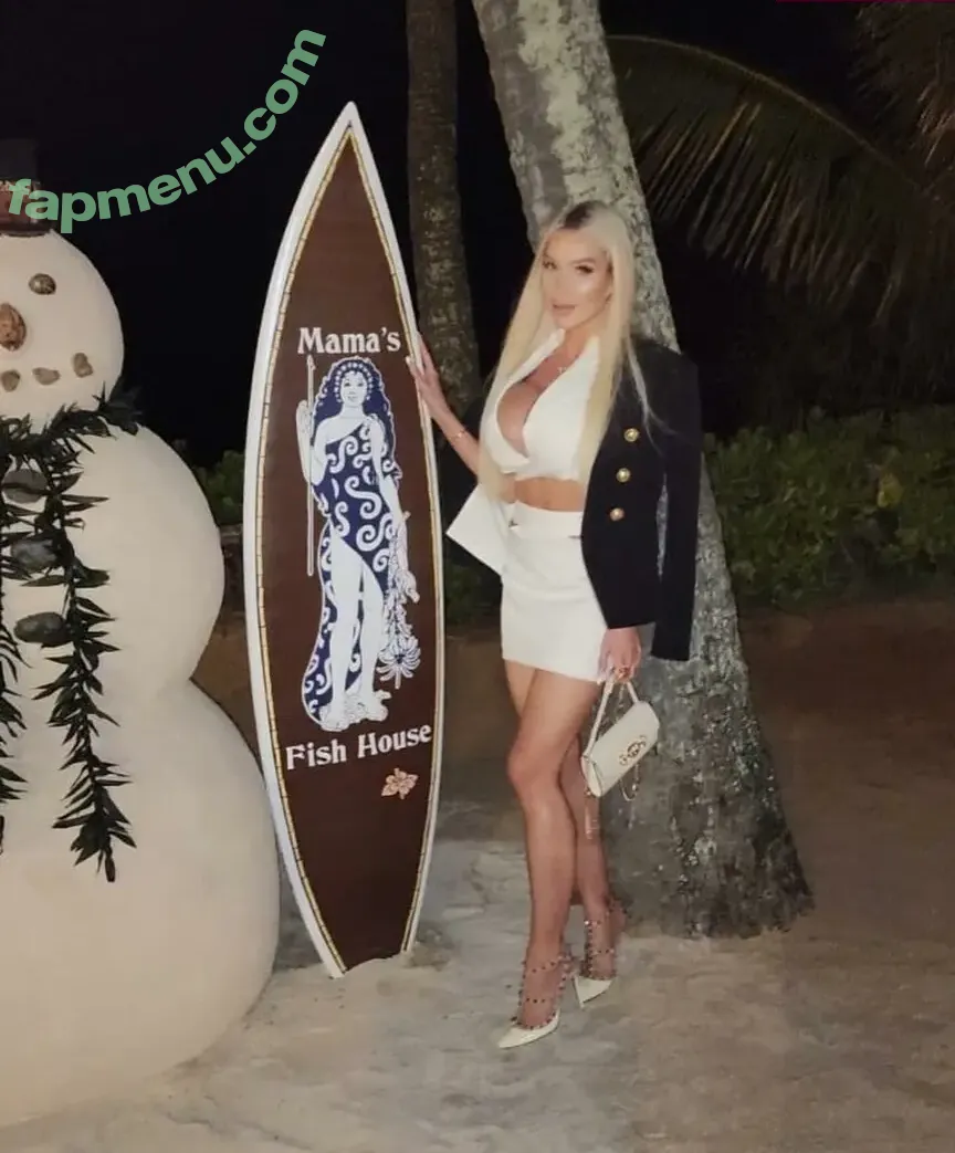Patty Michova nude photo #0225 (bustypattymichova1 / pattymichova)