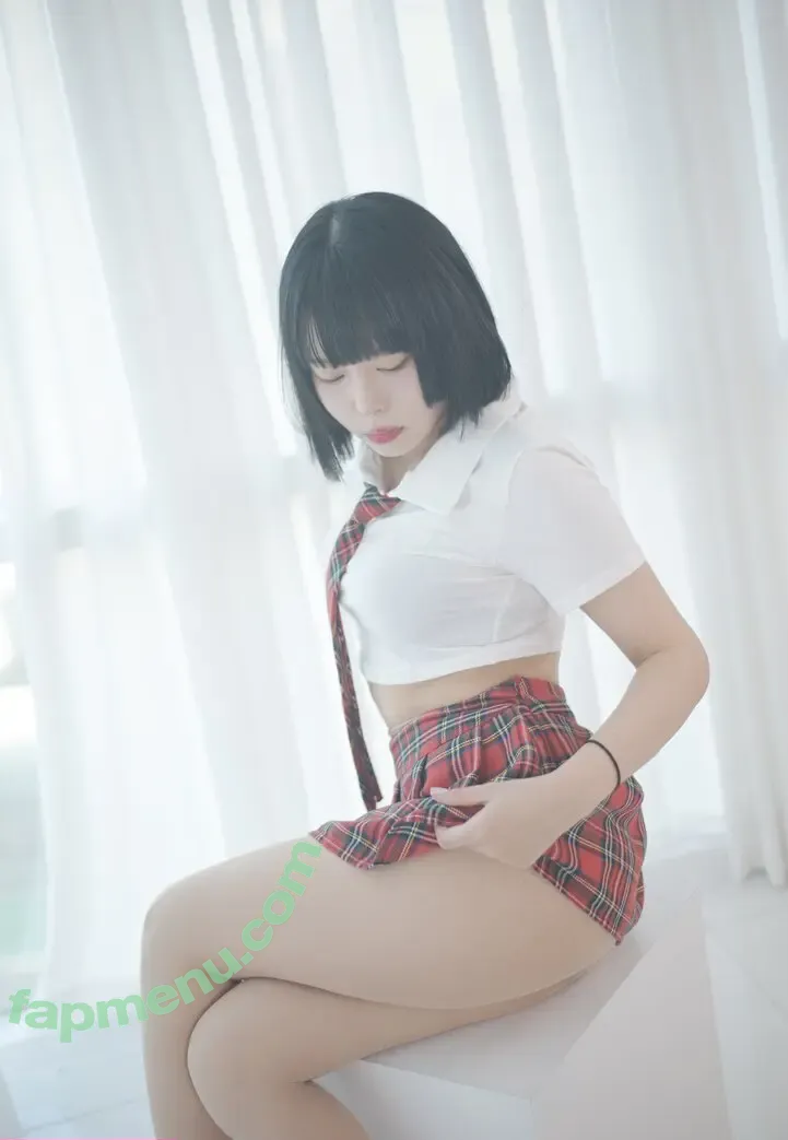 Paula Bulczynska nude photo #0532 (SPRING STUDIO 봄 / kpop.studio.bom / studiobom)
