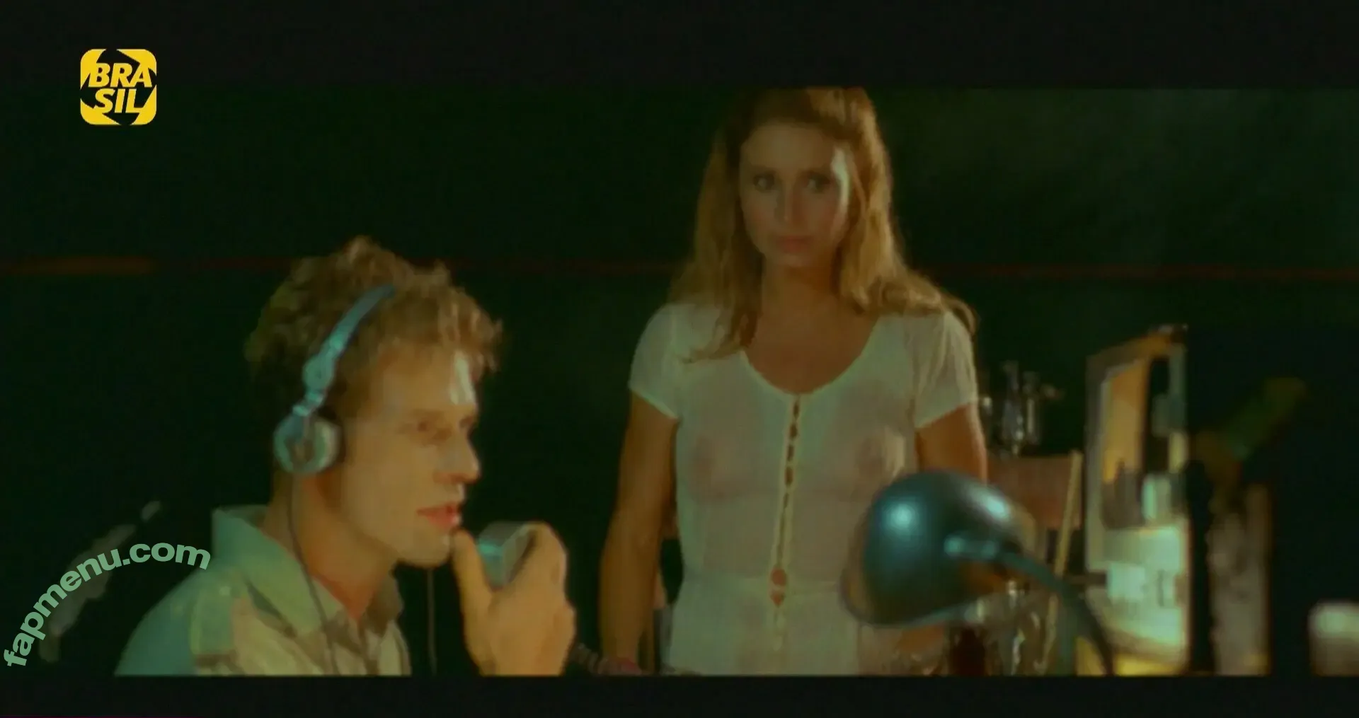 Paula Burlamaqui nude photo #0030 (paulaburlamaquioficial)