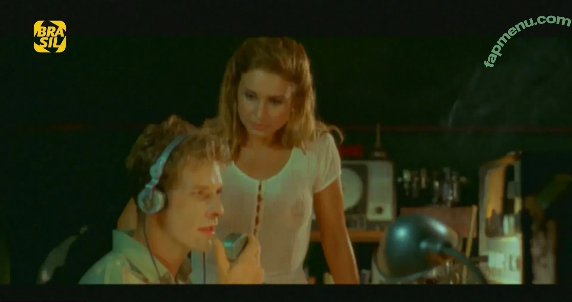 Paula Burlamaqui nude photo #0031 (paulaburlamaquioficial)