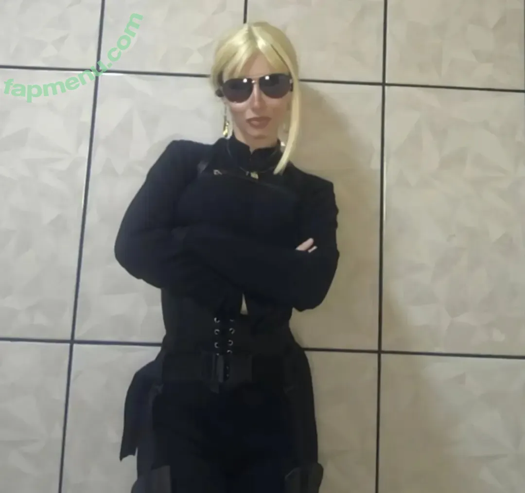 paula_cospobres nude photo #0008 (paula_cospobres)