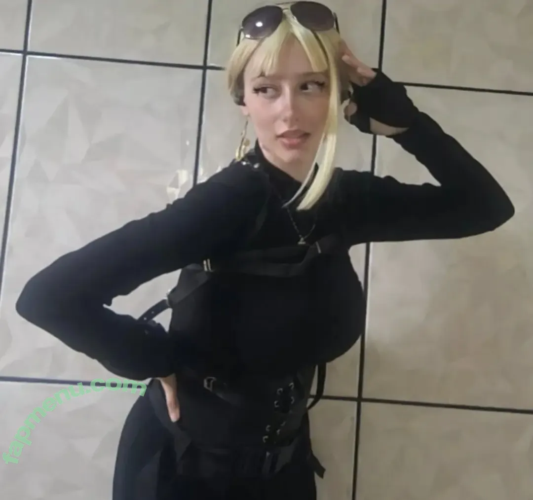 paula_cospobres nude photo #0009 (paula_cospobres)