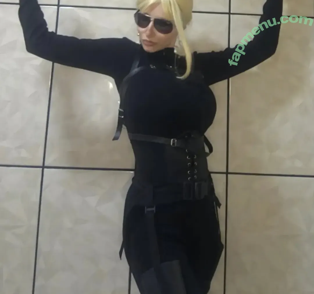 paula_cospobres nude photo #0011 (paula_cospobres)