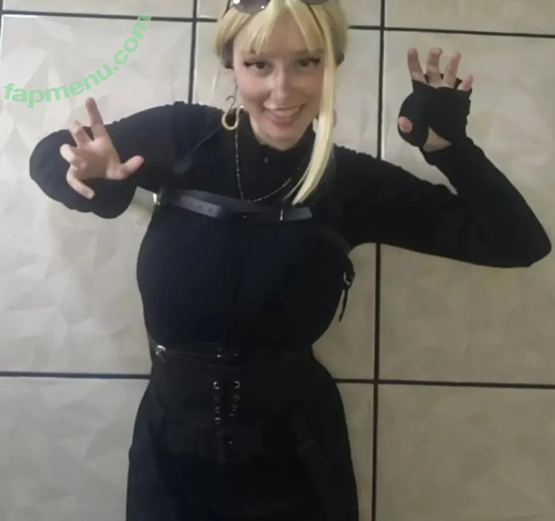 paula_cospobres nude photo #0024 (paula_cospobres)