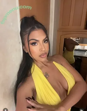 Paula Deanda / pauladeanda nude photo #0010