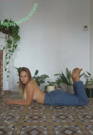 Paula Diez / pauladiezc nude photo #0115