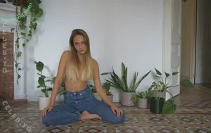 Paula Diez / pauladiezc nude photo #0116