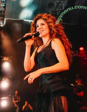 Paula Fernandes / Cantora / paulafernandes nude photo #0269