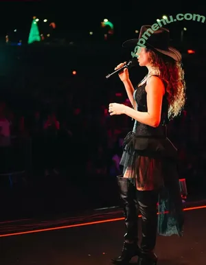 Paula Fernandes / Cantora / paulafernandes nude photo #0271